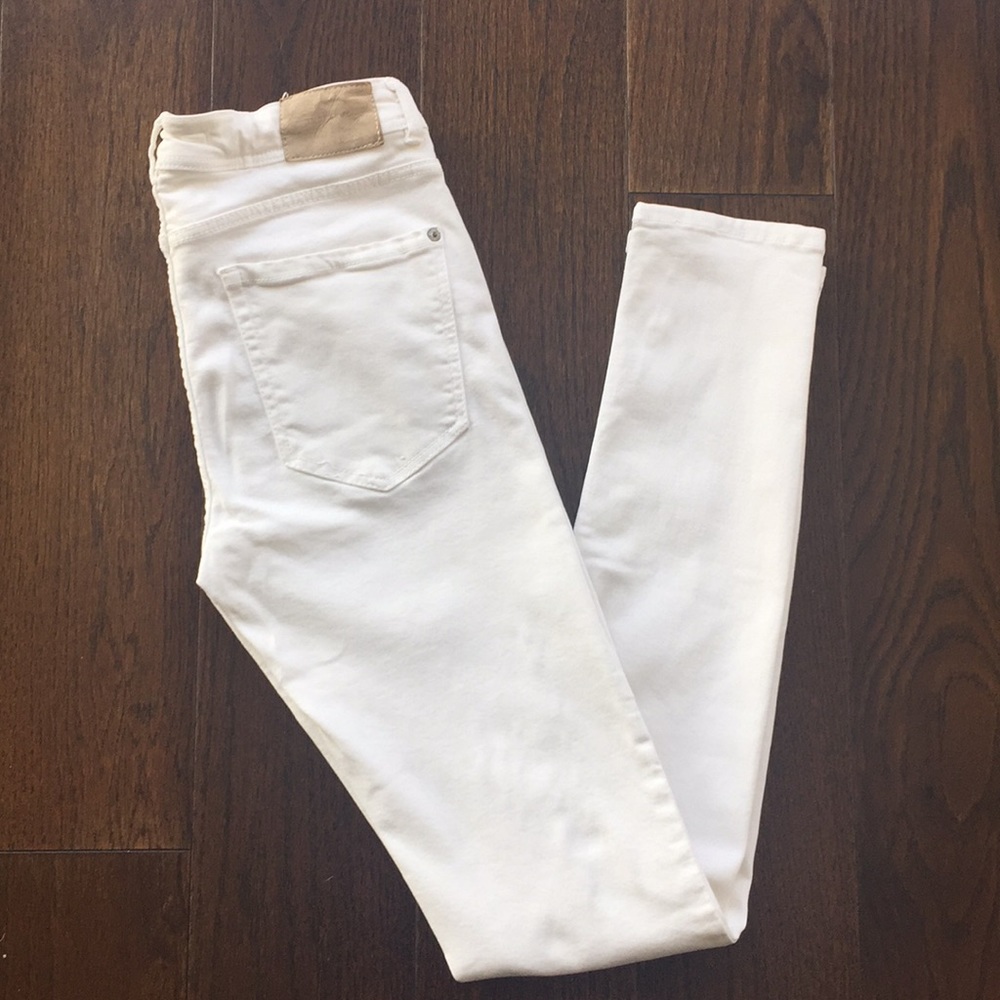 White Zara Jeans